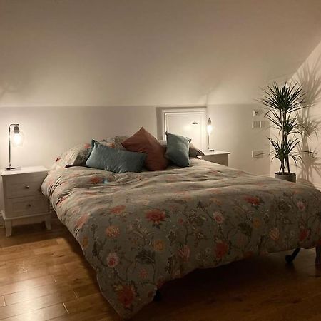 The Hideaway - Village Retreat With Woodland Views Smeeth Eksteriør billede